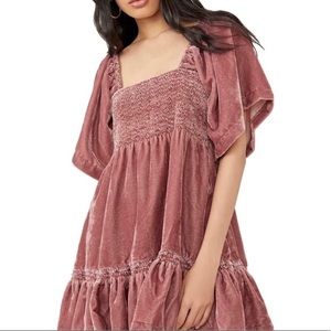 NWT Free People Easy to Love Mini in Dried Currant